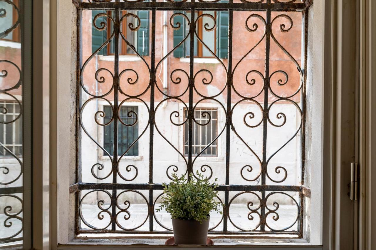 San Giacomo Pied-A-Terre House By Wonderful Italy البندقية المظهر الخارجي الصورة